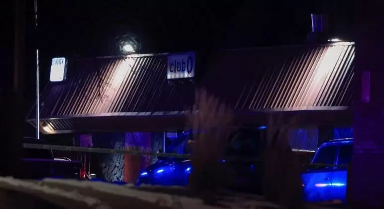Tiroteio em boate gay deixa vários mortos em Colorado Springs, nos Estados Unidos