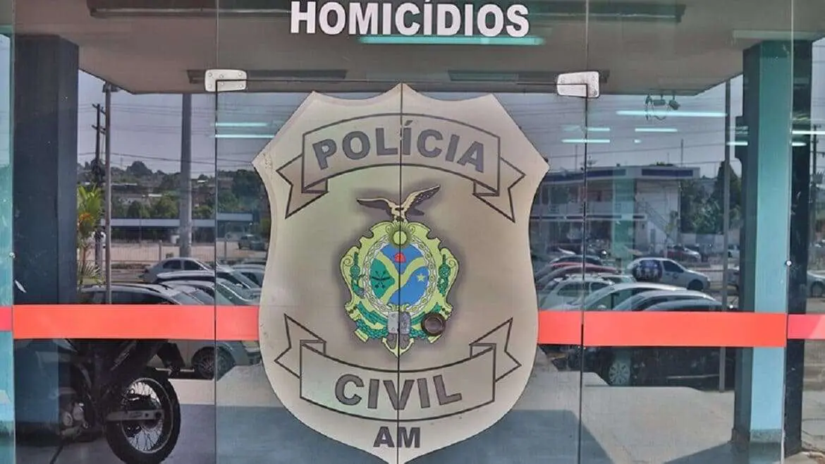 População mata a pauladas homem suspeito de assalto