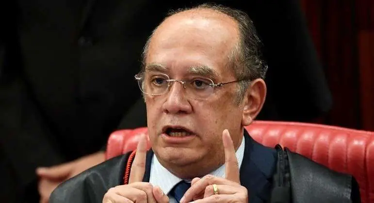 Gilmar Mendes nega pedido de prisão domiciliar a Bolsonaro