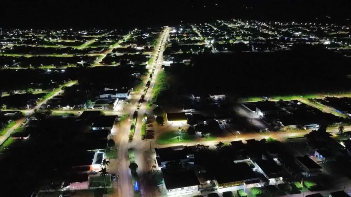 Ilumina+ Amazonas completa dois anos com transformação na iluminação pública e mais qualidade de vida no interior