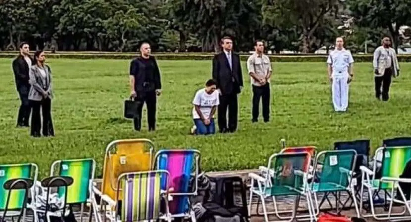 Vídeo: Bolsonaro e Michelle choram em despedida do Palácio da Alvorada