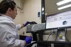 Lacen-RJ realiza o diagnóstico da meningite em uma hora