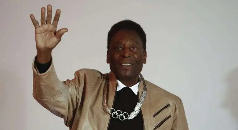 SP prepara 'estrutura robusta', com escolta, helicópteros e carro dos bombeiros para velório de Pelé