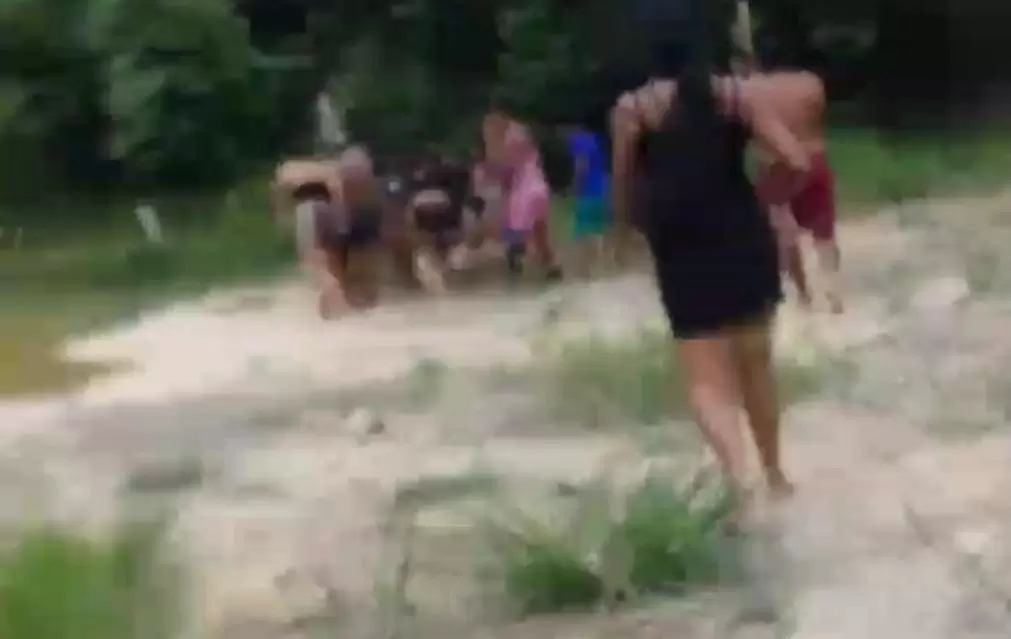 Adolescente morre afogado após salvar crianças que caíram em igarapé