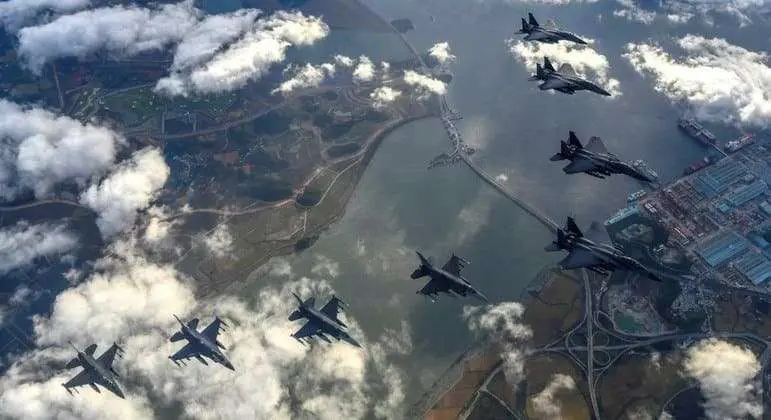 EUA lançam unidade espacial na Coreia do Sul diante de ameaças da Coreia do Norte