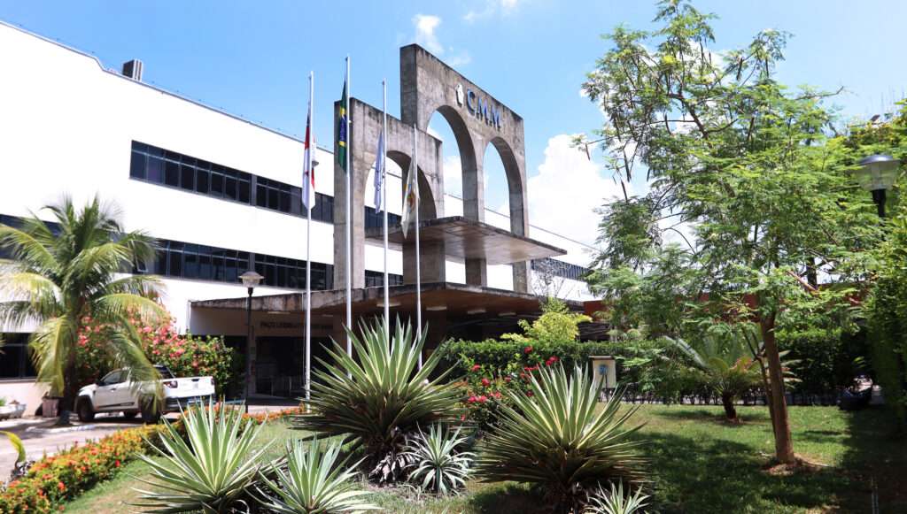 Câmara Municipal de Manaus lamenta morte de David Benedito, filho do prefeito David Almeida