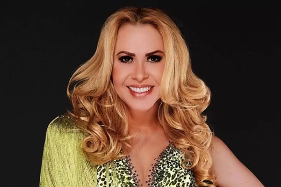 Cantora Joelma anuncia data de retorno aos palcos: 'Vamos nos encontrar?'