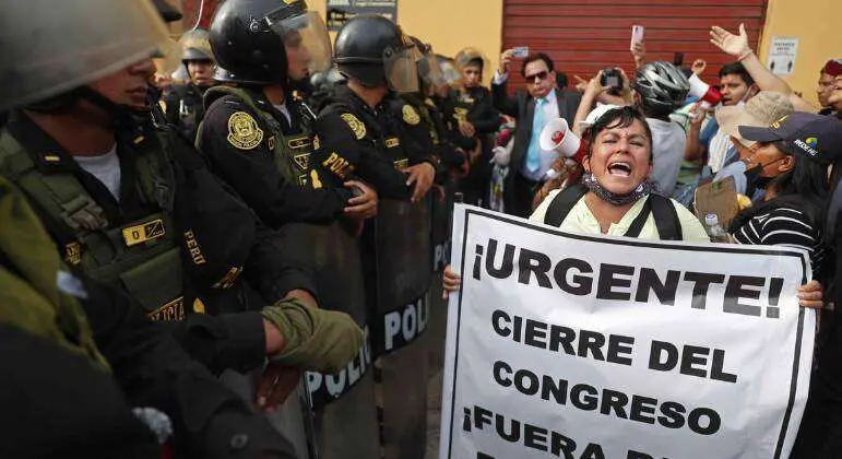 Duas novas vítimas aumentam para 61 o total de mortos em protestos no Peru