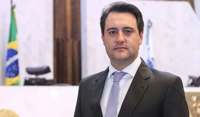 Ratinho Jr toma posse para 2° mandato como governador do Paraná