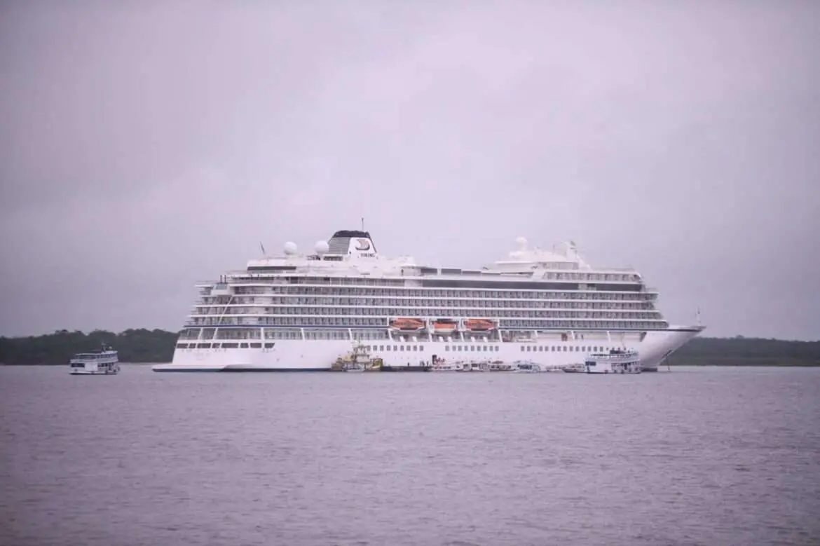Temporada de Cruzeiros: primeiro navio do ano com turistas chega a Manaus