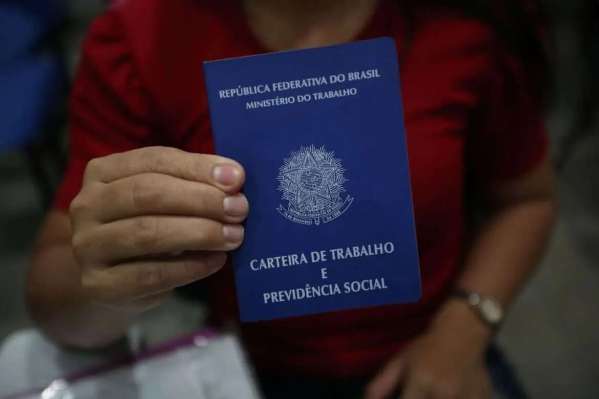https://amazoniasemfronteira.com.br/rodrigo-pacheco-e-reeleito-presidente-do-senado/
