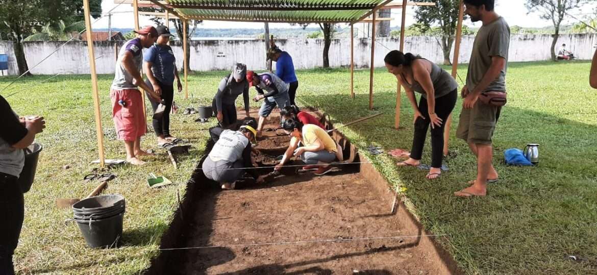 Escavação com participação da UEA mostra ocupação indígena no AM há mais de 2 mil anos