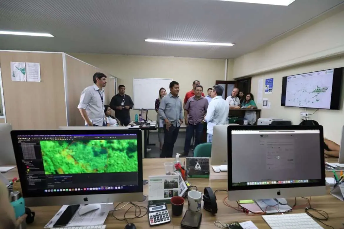 Vice-governador do Amazonas visita o Sistema Sepror