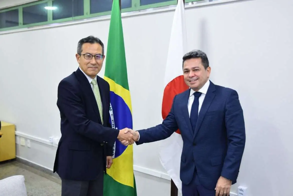 Vice-governador Tadeu de Souza recebe cônsul-geral do Japão para discutir projetos de desenvolvimento para o AM