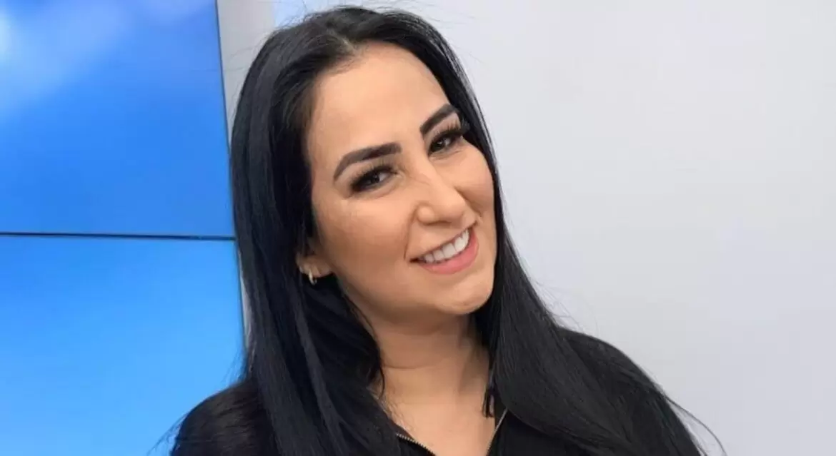 Fabíola Gadelha, a Rabo de Arraia, é demitida da Record TV