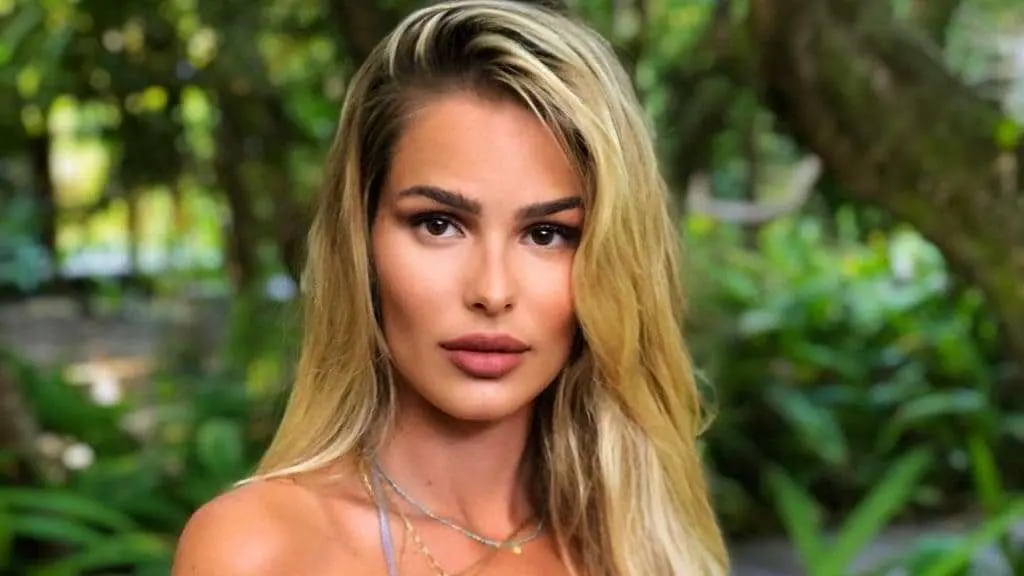 BBB 23: Yasmin Brunet reposta vídeo antigo e aumenta suspeitas de confinamento