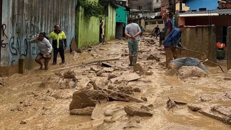 Lula visita áreas afetadas pela chuva em São Paulo