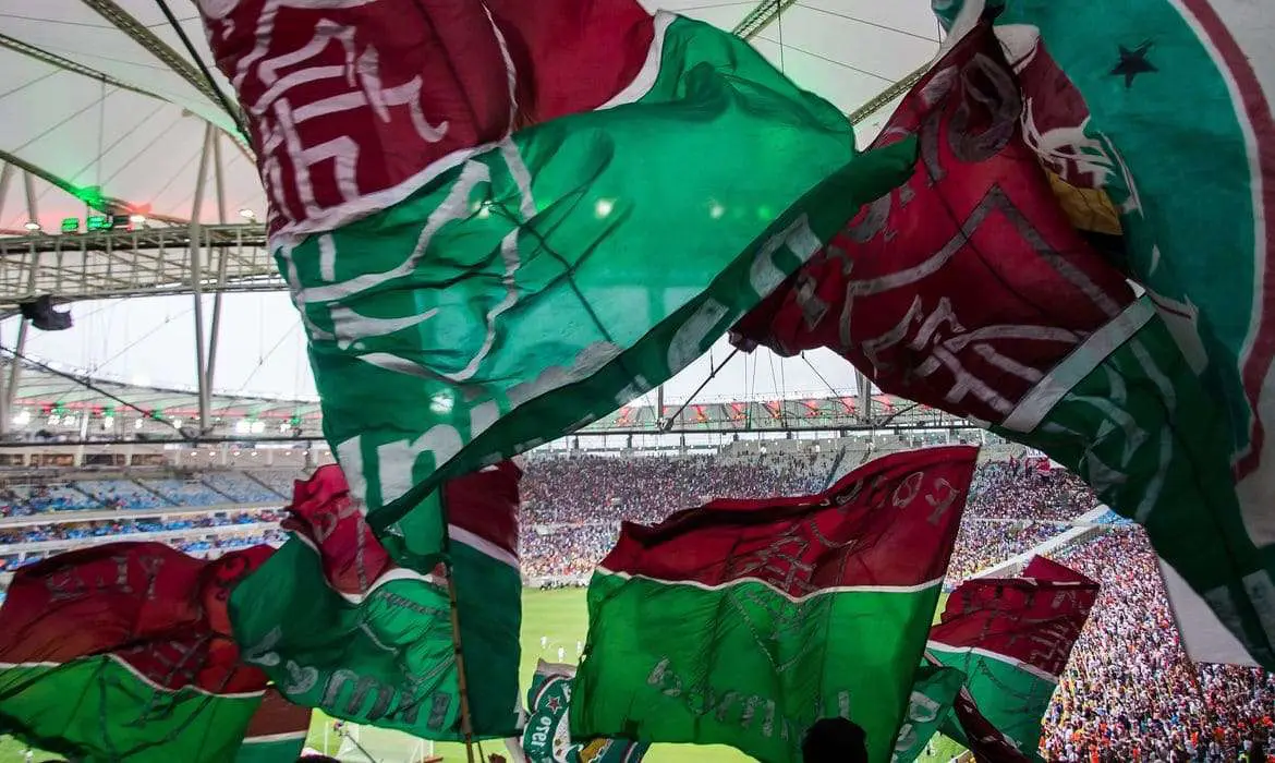 Fluminense encara Portuguesa de olho na vice-liderança do Cariocão