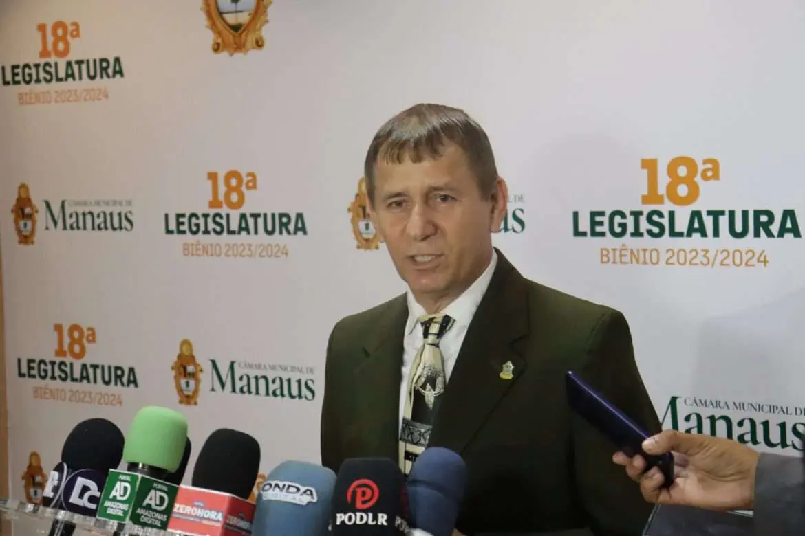 Vereador Roberto Sabino apoia iniciativa da ronda escolar motorizada pela Guarda Municipal