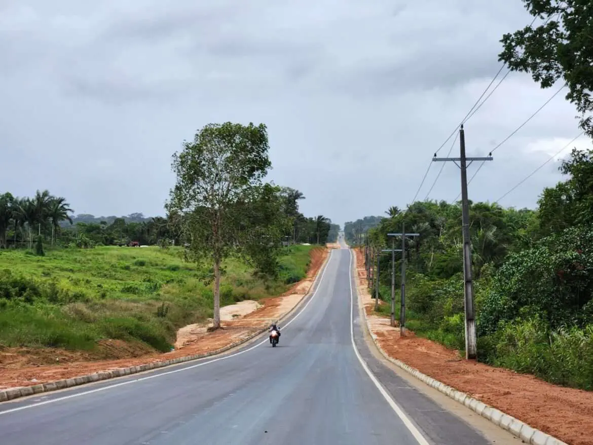 Pavimentação de ramais da BR-174 entra na reta final