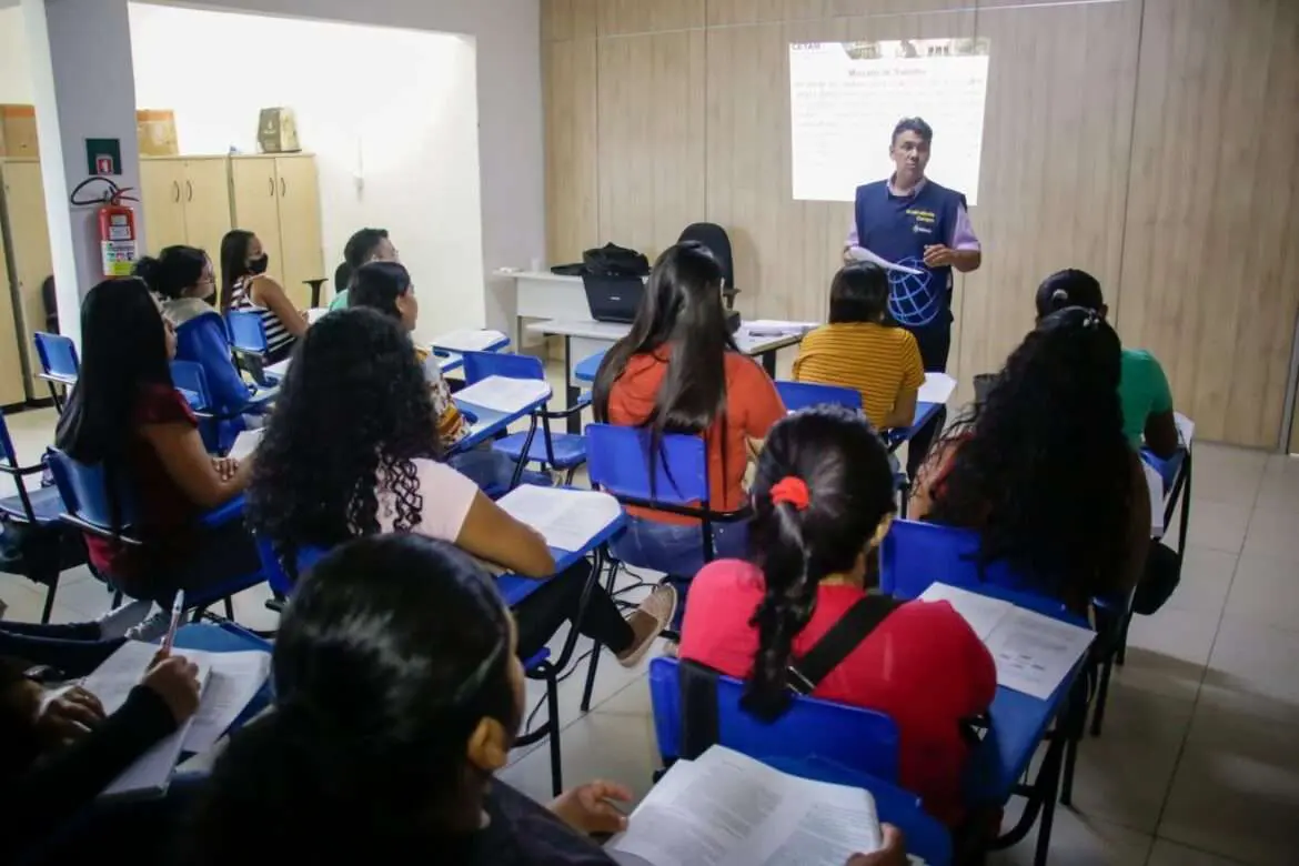 Prefeitura de Manaus oferta 40 vagas gratuitas para curso de Treinamento Básico Operacional
