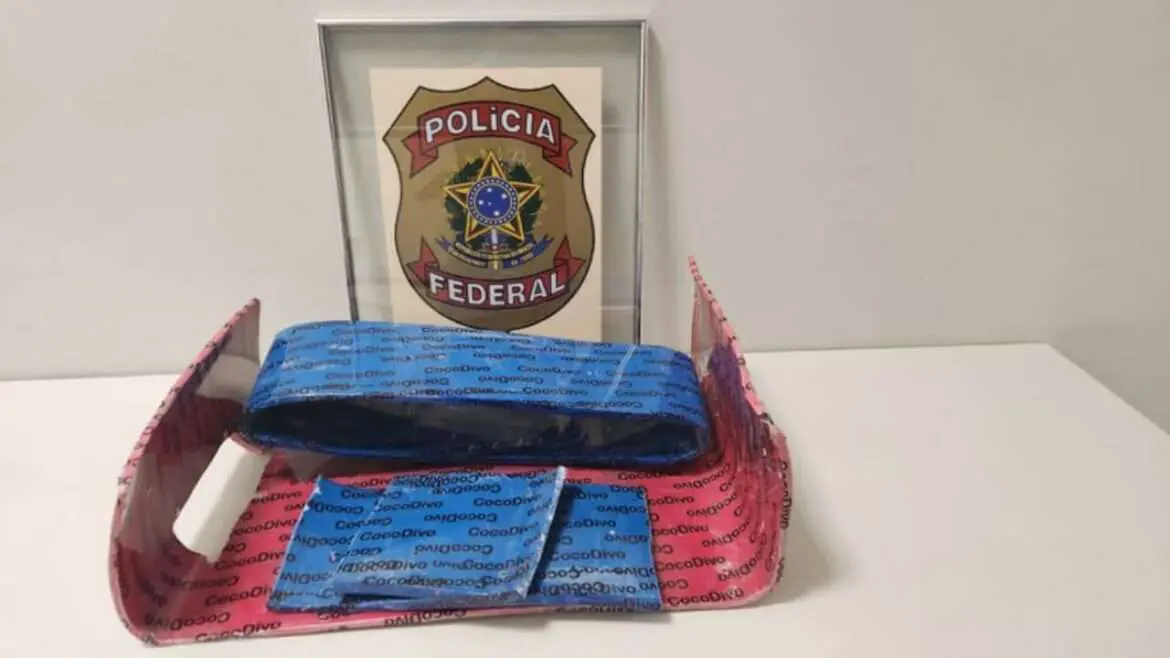 Idosa e filha são presos tentando embarcar com cocaína para Paris