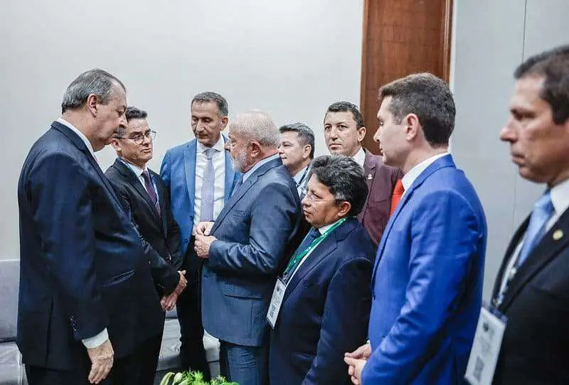 Prefeito de Manaus recebe garantia do presidente da República em recursos federais para infraestrutura urbana