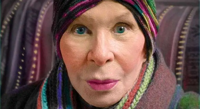 Rita Lee anuncia lançamento de autobiografia sobre tratamento contra o câncer