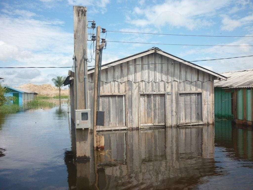 Cheias no Amazonas deixam 40 municípios em estado de emergência