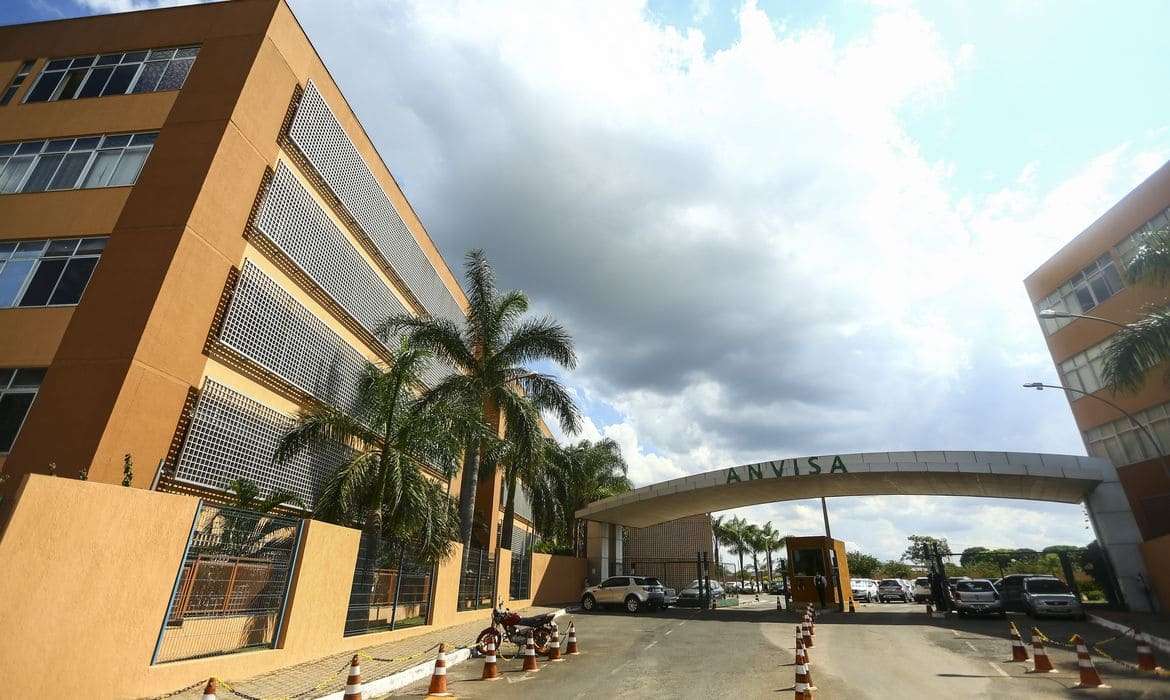 Anvisa recolhe lote de chocolate Laka por problema na embalagem