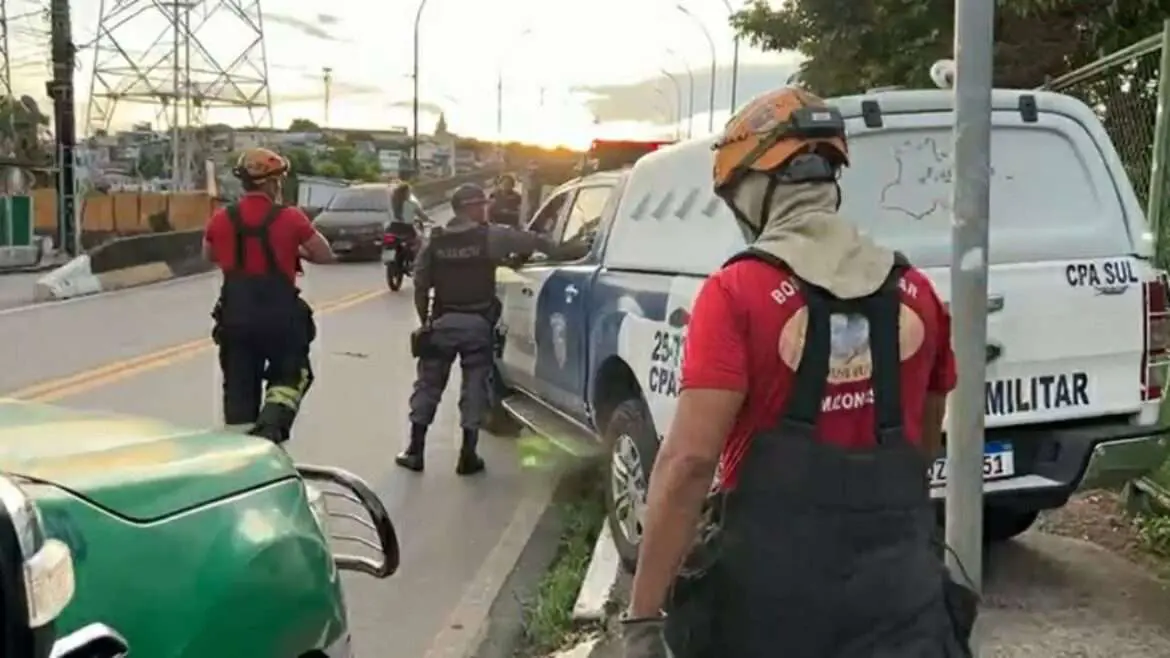 Cadáver é encontrado debaixo de ponte em Manaus