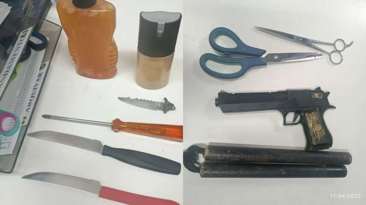 Alunos de escola militar são flagrados com facas e simulacros e vão para delegacia com os responsáveis