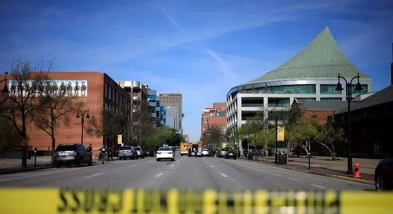 Atirador mata pelo menos quatro pessoas em Louisville, no estado americano do Kentucky