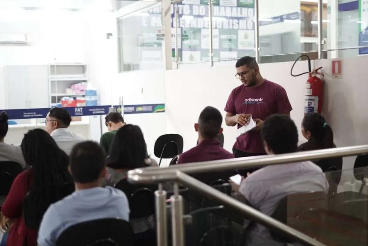 Sine Amazonas divulga 80 vagas de emprego para esta segunda-feira (22)