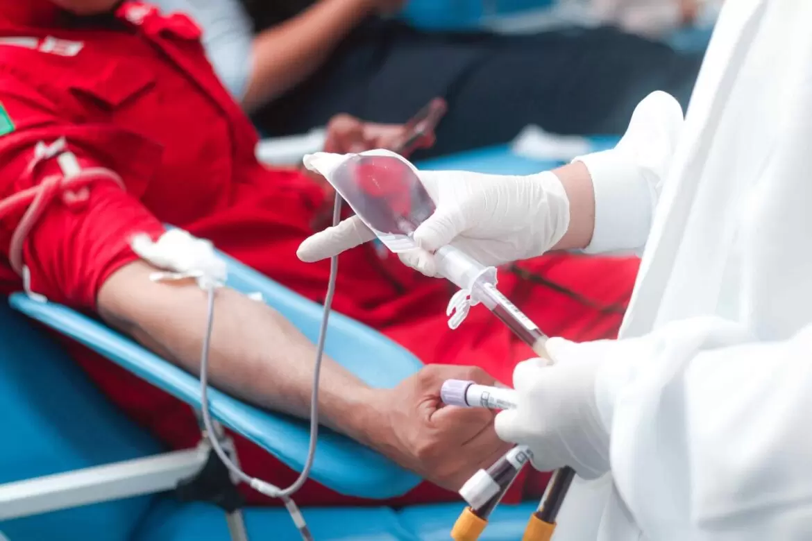 Baixo estoque de sangue: Hemoam funcionará normalmente no feriado e convoca doadores