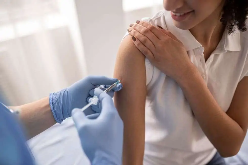 Prefeitura de Manaus alerta público prioritário para fim da campanha de vacinação contra influenza no sábado