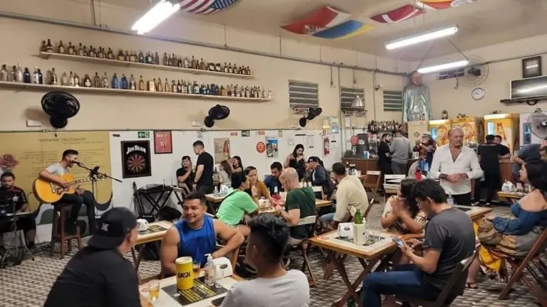 Justiça do Amazonas suspende ordem de despejo do Bar do Armando no Centro de Manaus