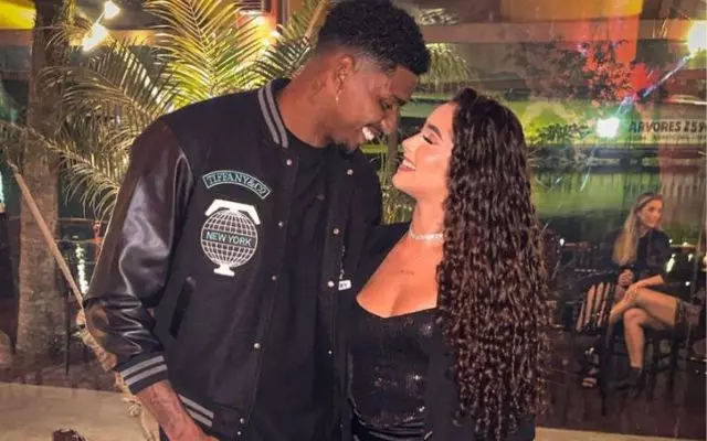 Após casamento de três meses, goleiro do Flamengo já mora com nova namorada