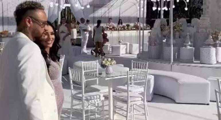 Chá de Revelação de Neymar e Bruna Biancardi tem festa luxuosa em Mangaratiba