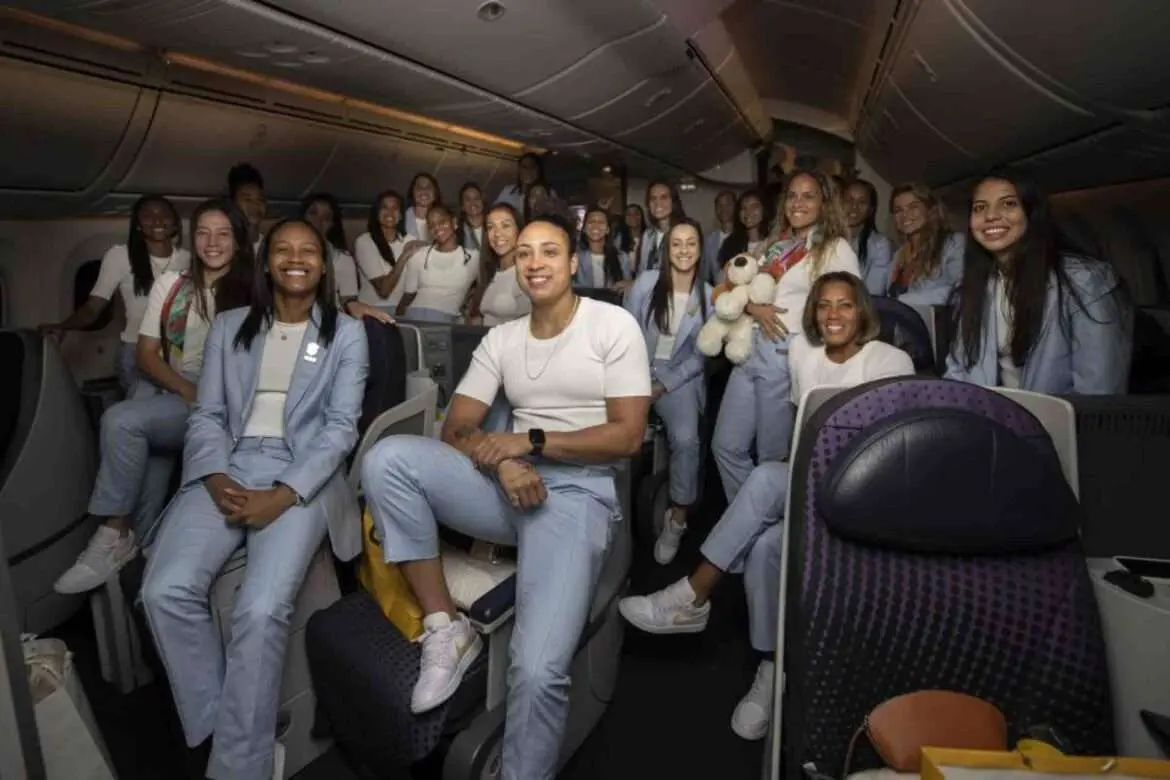 Seleção feminina voa rumo à Austrália