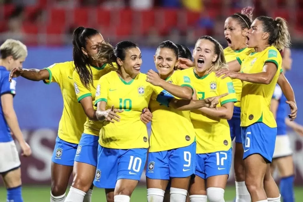 Governo decretará ponto facultativo em jogos da Seleção Feminina