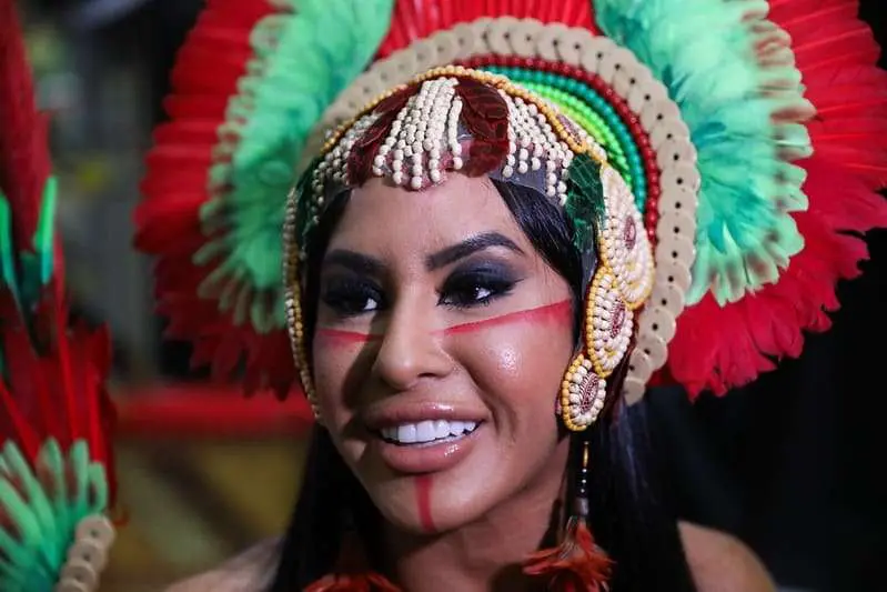Parintins 2023: Na segunda noite, Garantido foca na diversidade como mecanismo para manutenção da vida