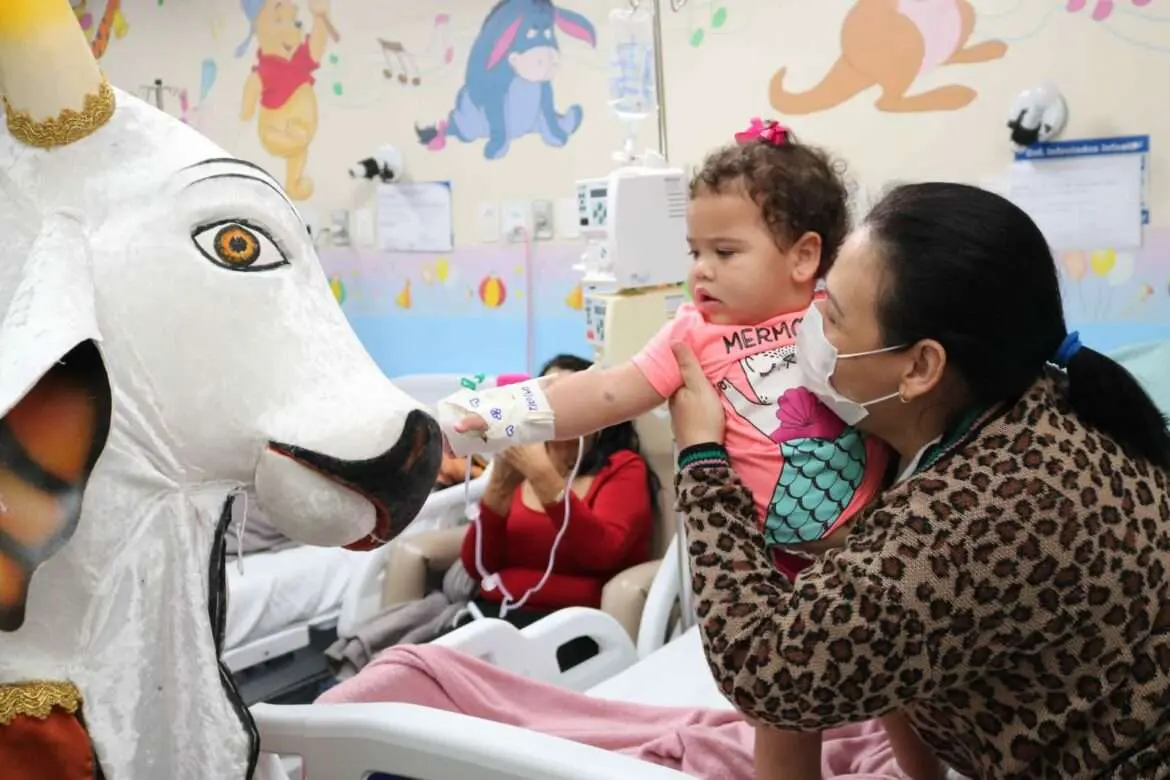 Ação promovida pela Equipe Multidisciplinar da Fundação animou e descontraiu os pacientes
