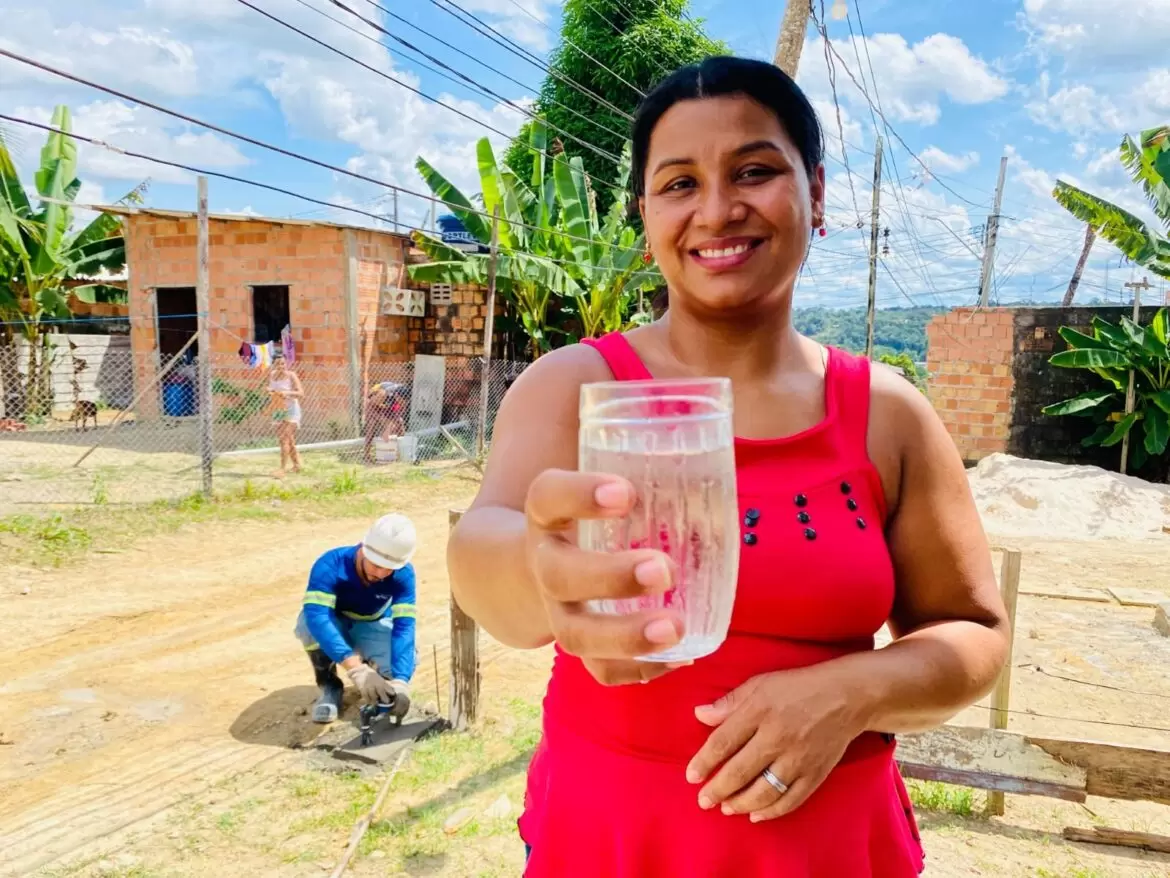 Cidade Alta: Moradores de comunidade da zona Leste começam a receber água tratada nas torneiras