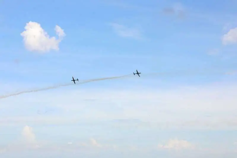 Manaus recebe espetáculo da Esquadrilha da Fumaça, na Ponta Negra