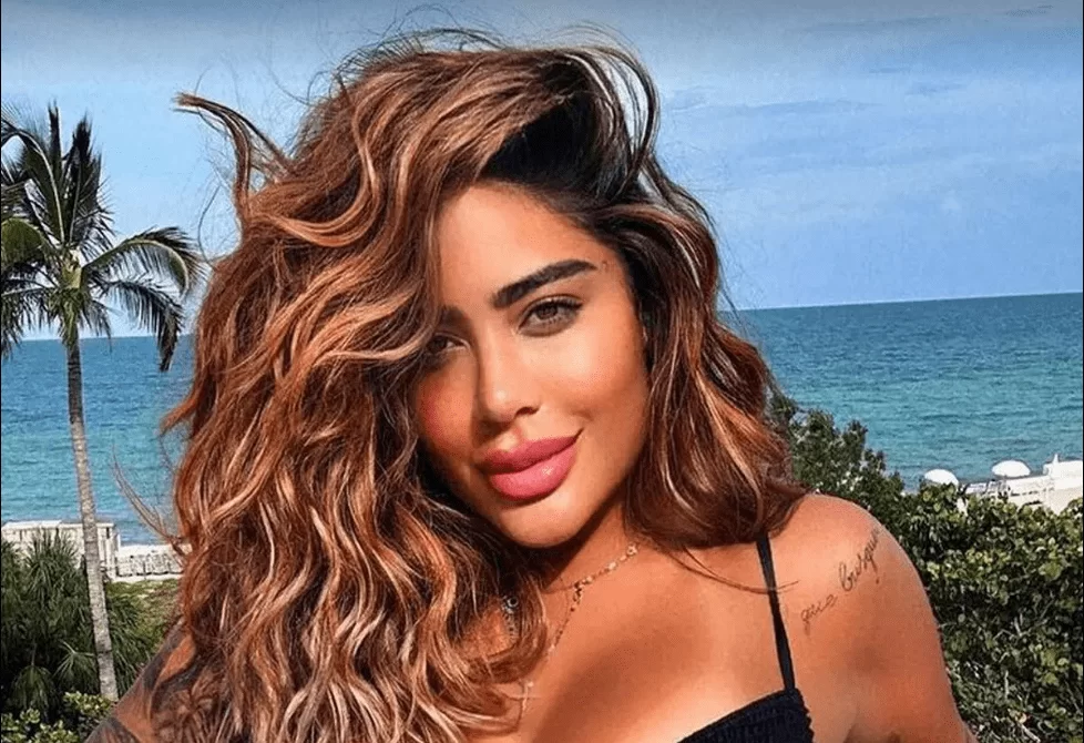 Rafaella Santos irmã de Neymar divulga fotos totalmente nua