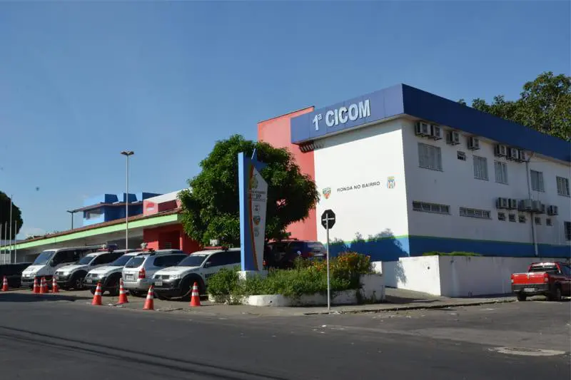 Motorista de app é preso após ser filmado se masturbando para passageiras em Manaus