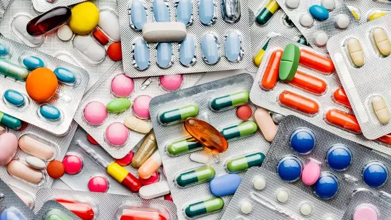 Cientistas descobrem antibiótico que consegue matar as superbactérias