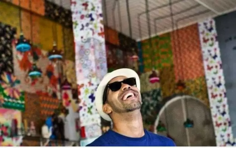 Modelo morre após cair do terceiro andar de boate na Lapa