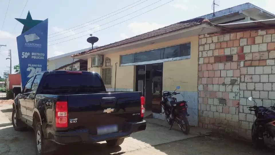 Polícias prendem trio por dano qualificado ao patrimônio público e tráfico de drogas